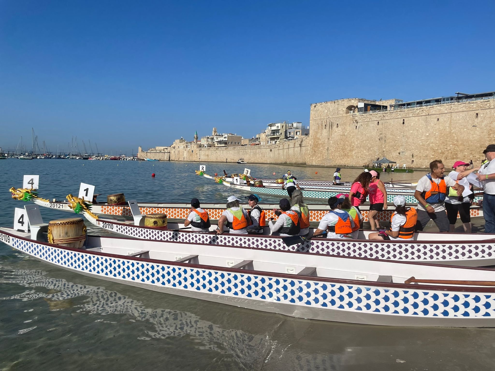 بطولة البلاد ومهرجان قوارب الدراغون بأجمل حلة على شاطئ العرب في عكا-3
