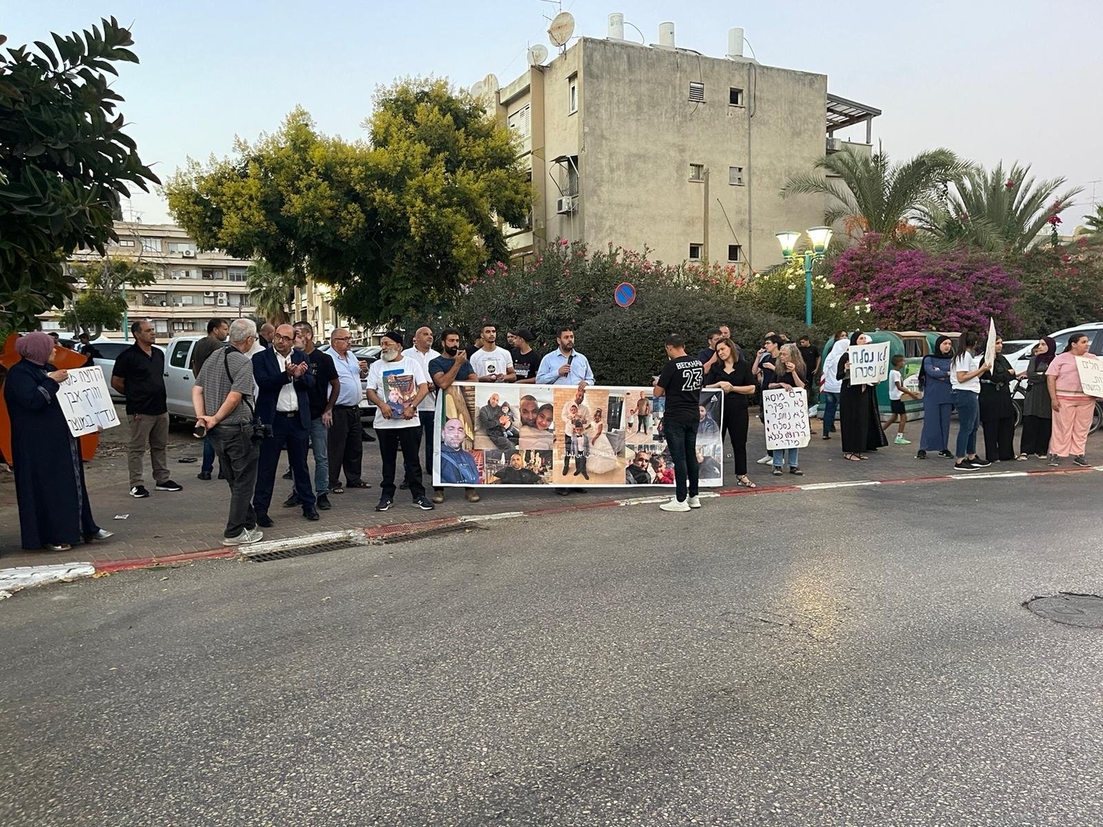 وقفة احتجاجية للمطالبة بمحاكمة قتلة الشهيد موسى حسونة في اللد-16