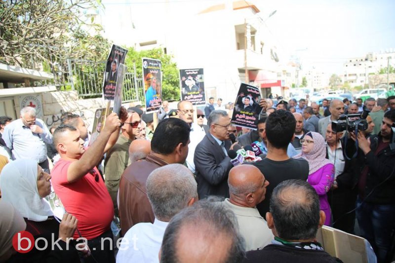 محافظ طولكرم عصام أبو بكر يعلن عن انطلاق فعاليات احياء يوم الأسير، ودعم الأسرى خلال "اضراب الحرية والكرامة"-5