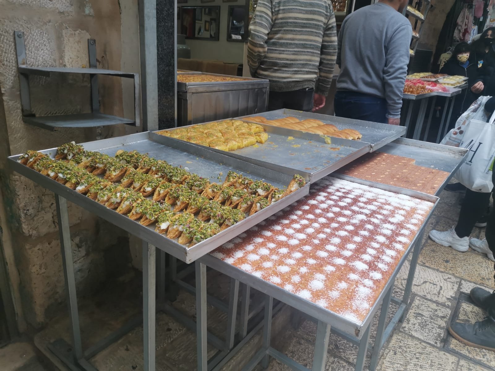 أسواق القدس تعج بزوار الداخل الفلسطيني عشية شهر رمضان المبارك-6