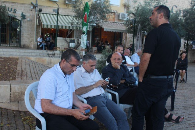 حضور واسع من القيادات العربية تضامنا مع اضراب الاسرى في خيمة الاعتصام في الناصرة-7