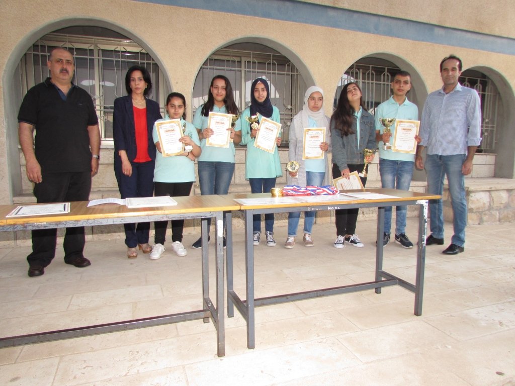 المدرسة الإعدادية الحديقة (أ) يافة الناصرة تكرم الطلاب بالبطولات القطرية-2