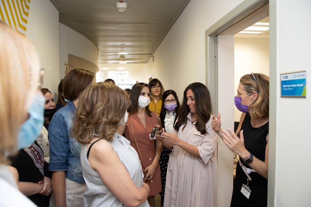 وزارة الصحة تكرّم مؤسسة "بكرا"، غادة زعبي ونخبة من النساء العربيات على المساهمة بمكافحة الكورونا-9