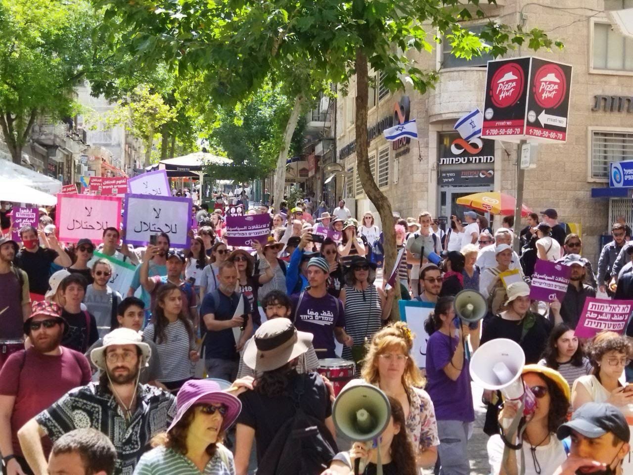 القدس: المئات يتظاهرون في الشيخ جراح ضد مخططات التهجير-15