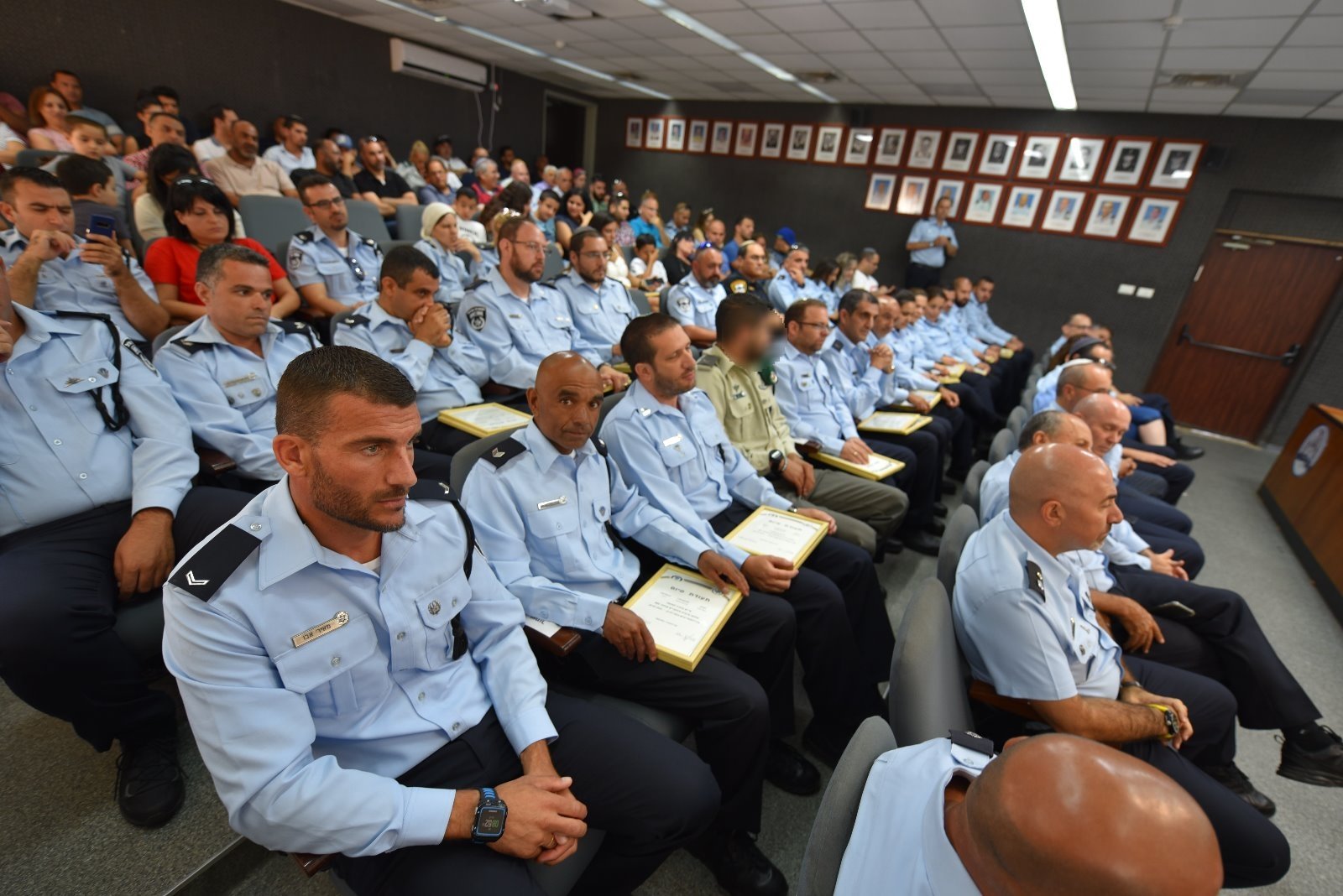 الشرطة الإسرائيلية تعلم عناصرها اللغة العربية-3