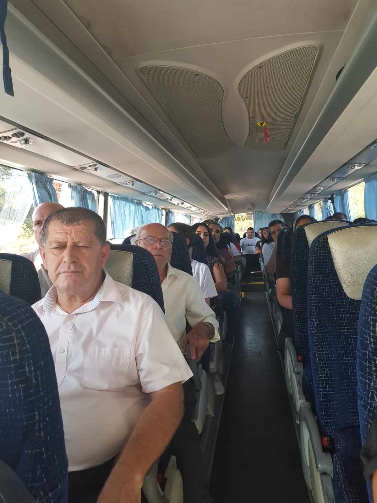 انطلاق الحافلات الى تل أبيب للمشاركة في امّ المظاهرات -4