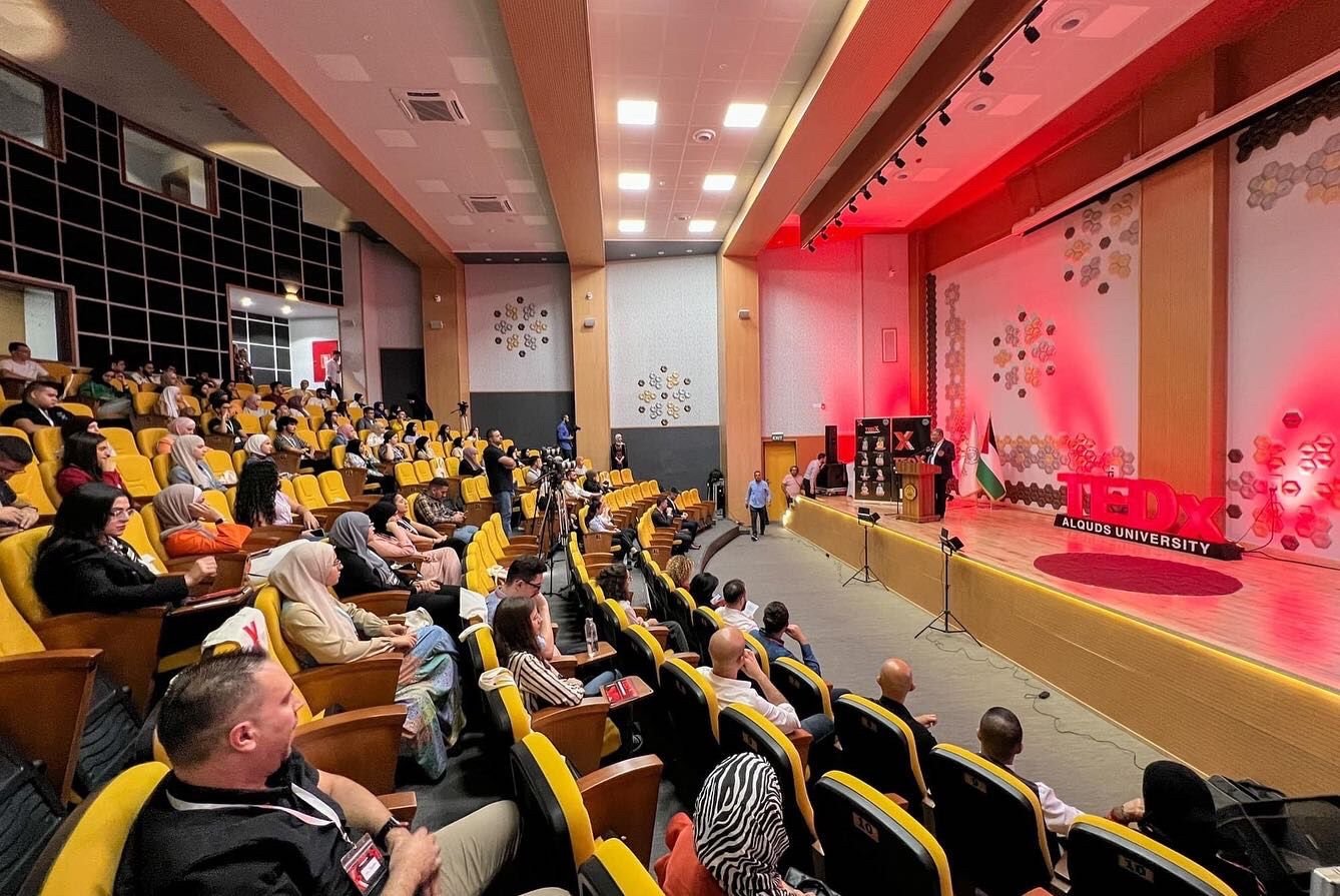 "قدسنا الوقفية" ترعى مؤتمر "تيدكس" في جامعة القدس-0