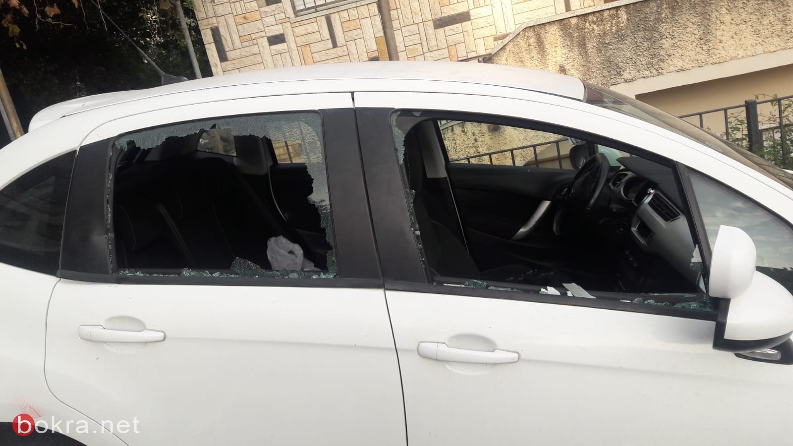 تكسير زجاج سيارة المواطن النصراوي فادي عجاوي ناشط في "ناصرتي"-2