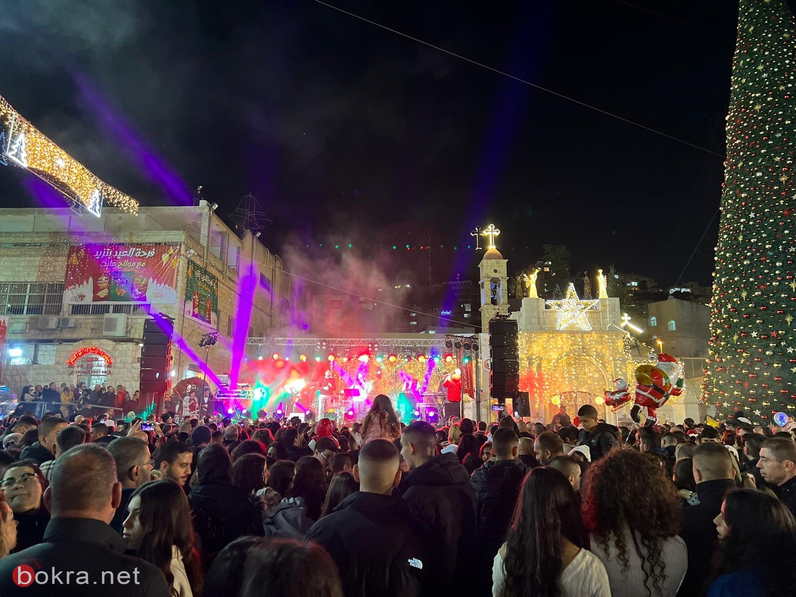 الناصرة: الاف المشاركين في احتفال اضاءة شجرة عيد الميلاد في ساحة العين-16