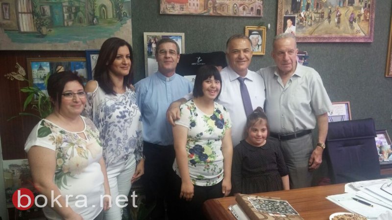 الناصرة: مدرسة العائلة المقدسة للتربية الخاصة تدعو رئيس البلدية للمشاركة بحفلها السنوي-7