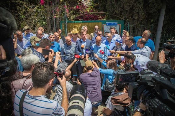 قناصل أوروبيون يطالبون إسرائيل بوقف تهجير سكان حي الشيخ جراح-2
