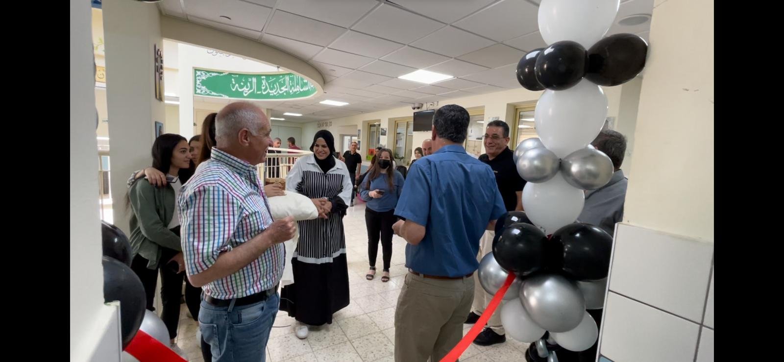 افتتاح معرض صور "حكايات" في المدرسة الشاملة الجديدة في الرينة-6