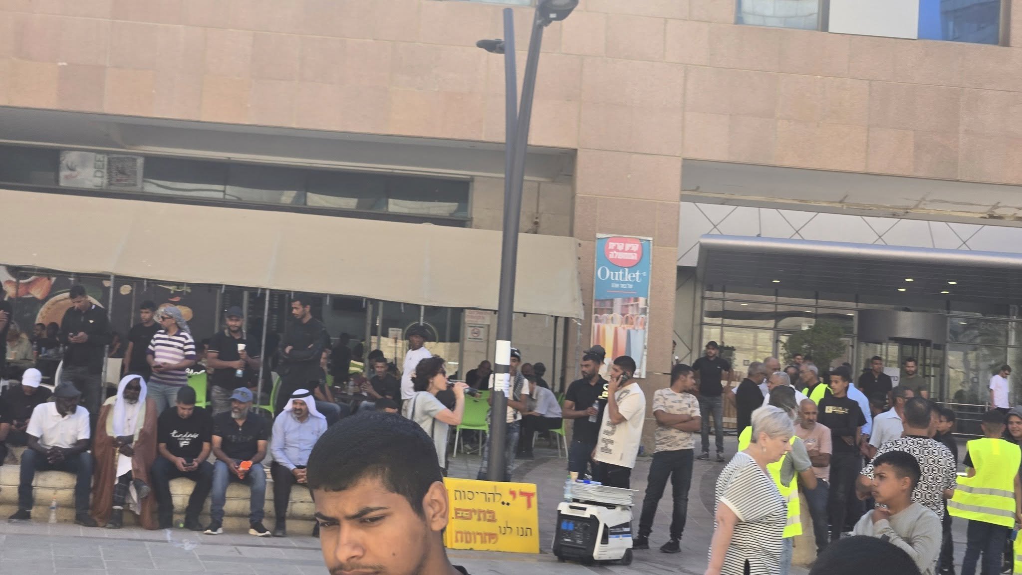 الآلاف يشاركون في مظاهرة "العهد والوفاء" في بئر السبع احتجاجًا على سياسة الهدم والعنف-3