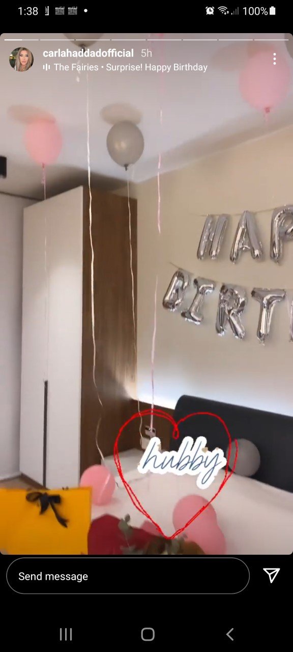 بأجواء رومنسية: زوج كارلا حداد يحتفل بعيد ميلادها.. وهذا عمرها-0