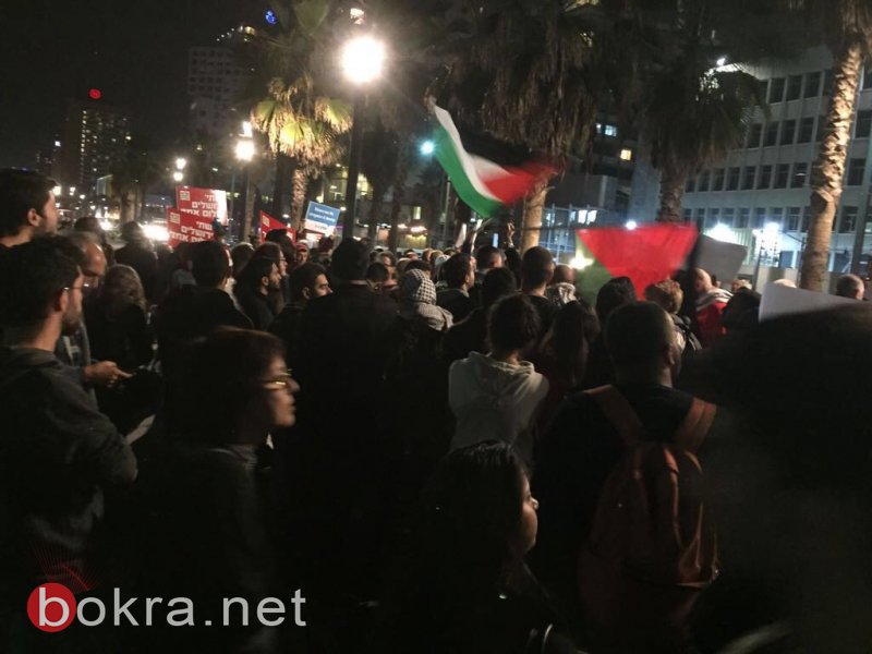 المئات يتظاهرون قبالة السفارة الأميركية في تل ابيب-26