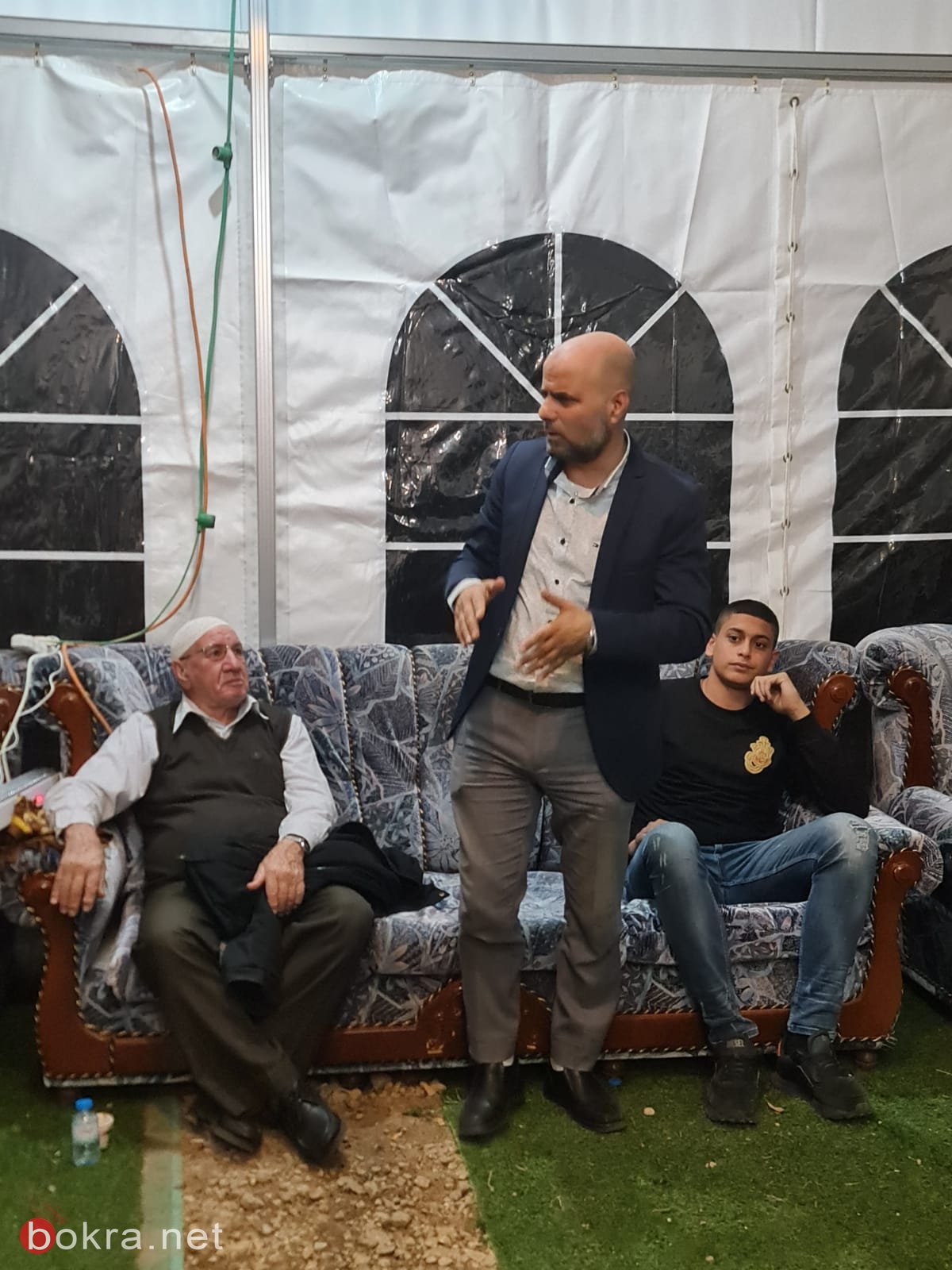 مؤسسة أوقاف 48 تقيم أمسية في خيمة الاعتصام على أرض مقبرة القسام-12
