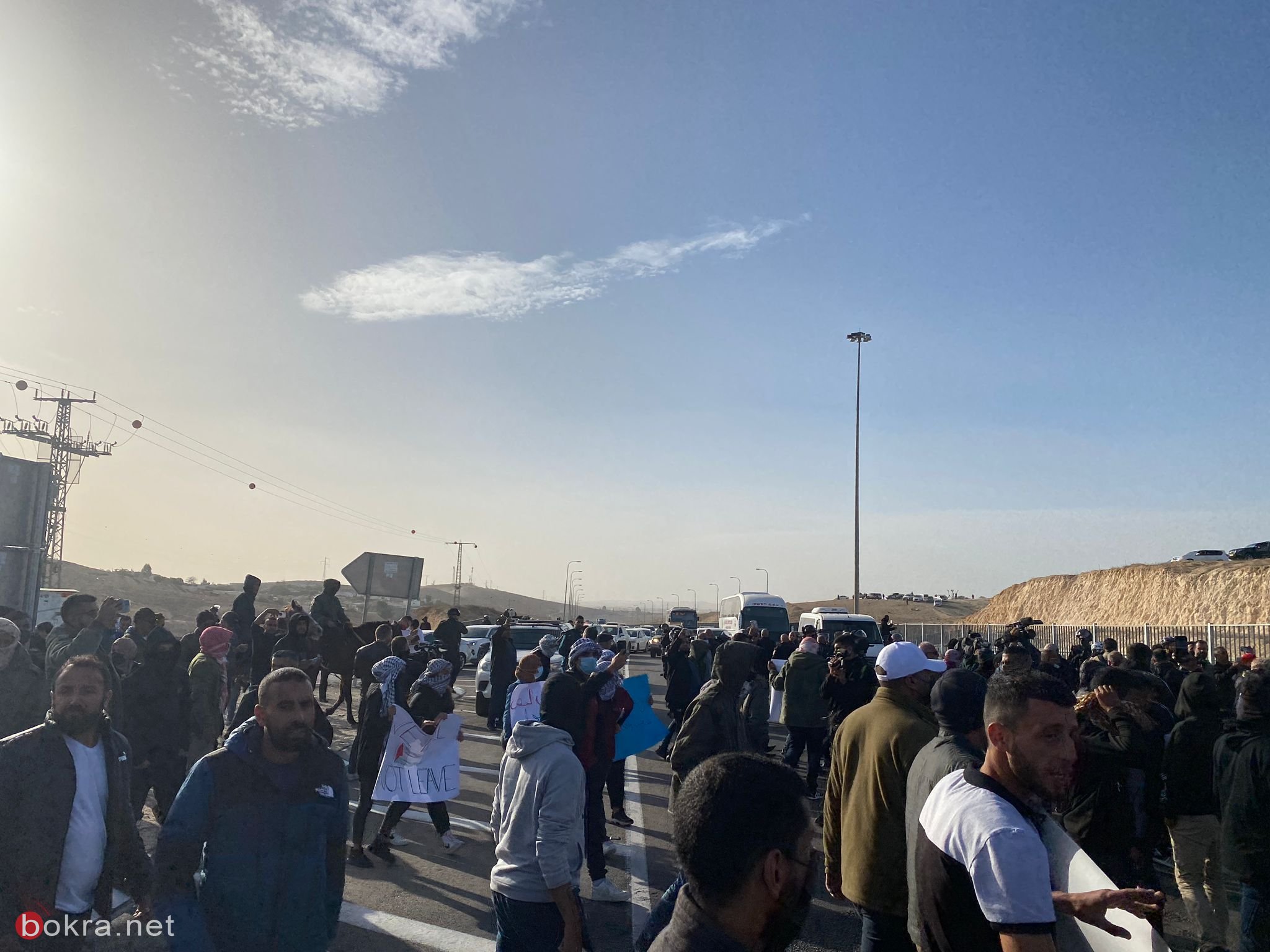 عشرات الاعتقالات والإصابات في تظاهرة سعوة الأطرش-16