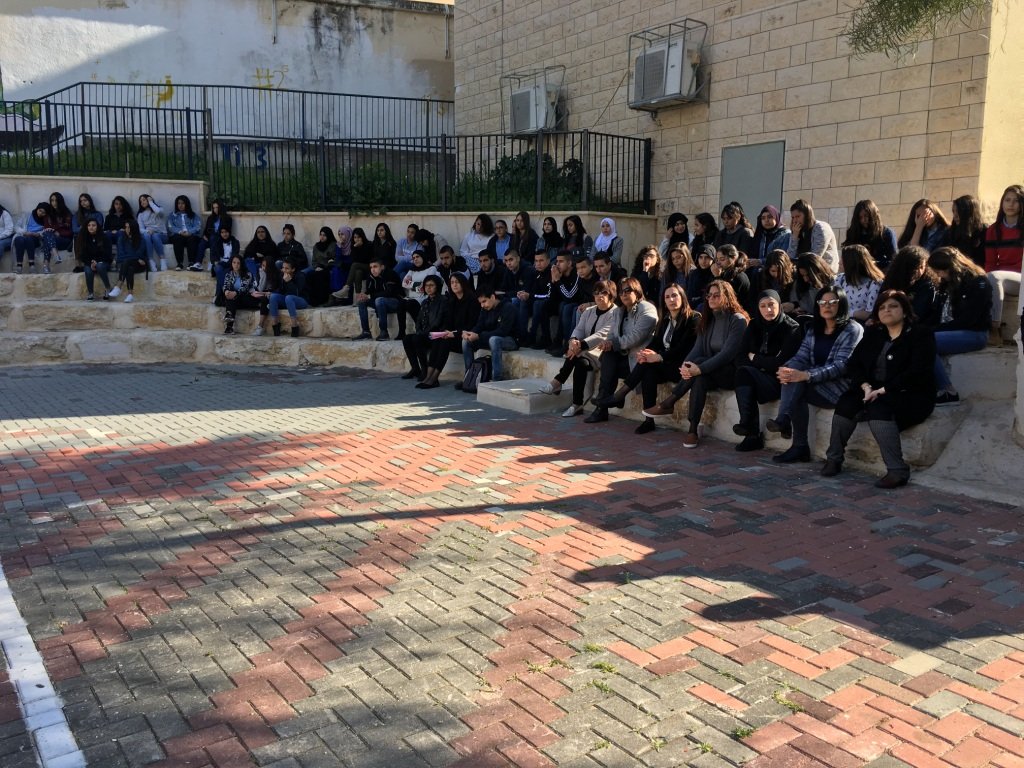 برنامج خاص في وداع المدير والمربي د. عفو خليلية بمدرسة يافة الناصرة الثانوية -34