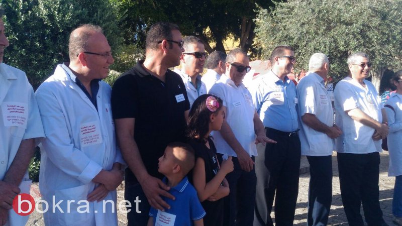 العشرات من الاطباء يتظاهرون في الناصرة مناهضة للتغذية القسرية للاسرى-19