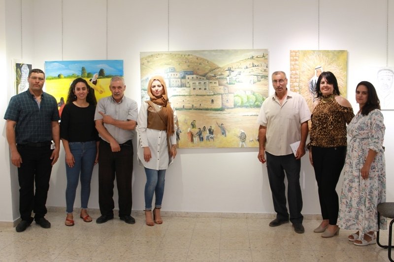 سخنين: نخبة من الفنانين التشكيليين العرب وموسم "الحصاد" بجاليري زركش-2