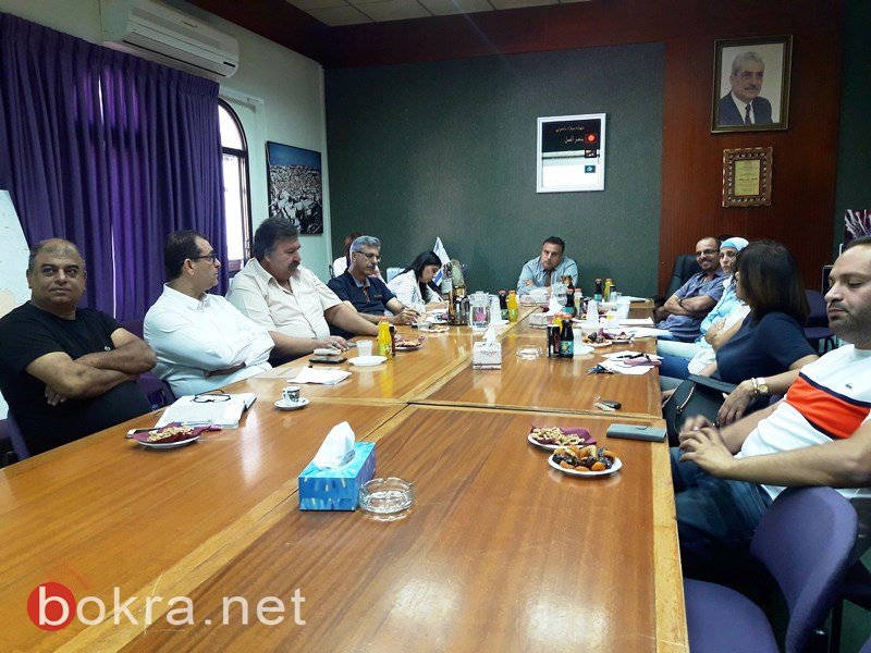 لجنة المعارف في بلدية الناصرة تلتئم لمناقشة امور هامة-0