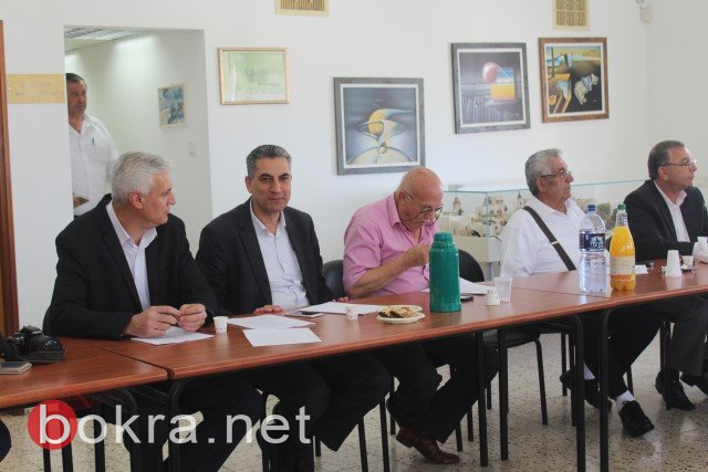قرارات وقضايا هامة باجتماع اللجنة القطرية في الناصرة اليوم-5