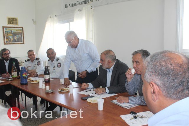 قرارات وقضايا هامة باجتماع اللجنة القطرية في الناصرة اليوم-11