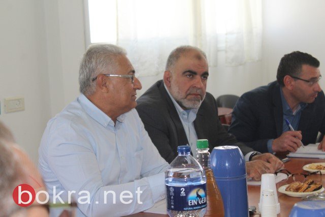 قرارات وقضايا هامة باجتماع اللجنة القطرية في الناصرة اليوم-12