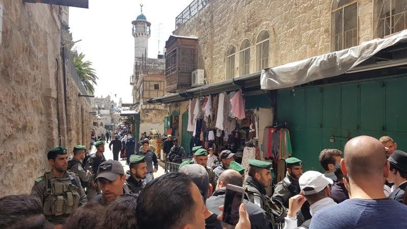 مسيرات دينية بـ"الجمعة العظيمة" في القدس القديمة-8