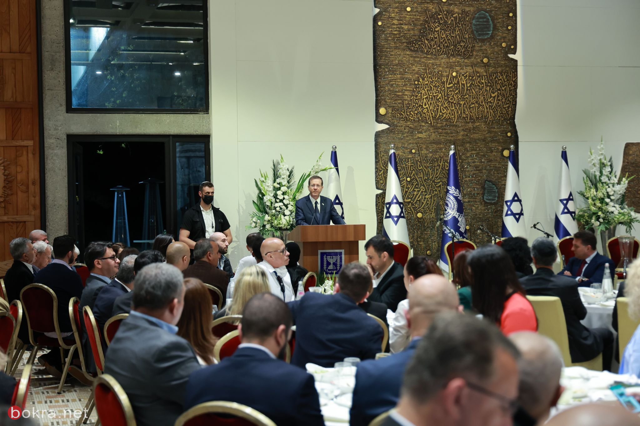 رئيس الدولة، هرتسوغ، في الافطار الجماعي في بيته: من المهم لنا الحفاظ على الوضع القائم في القدس-9