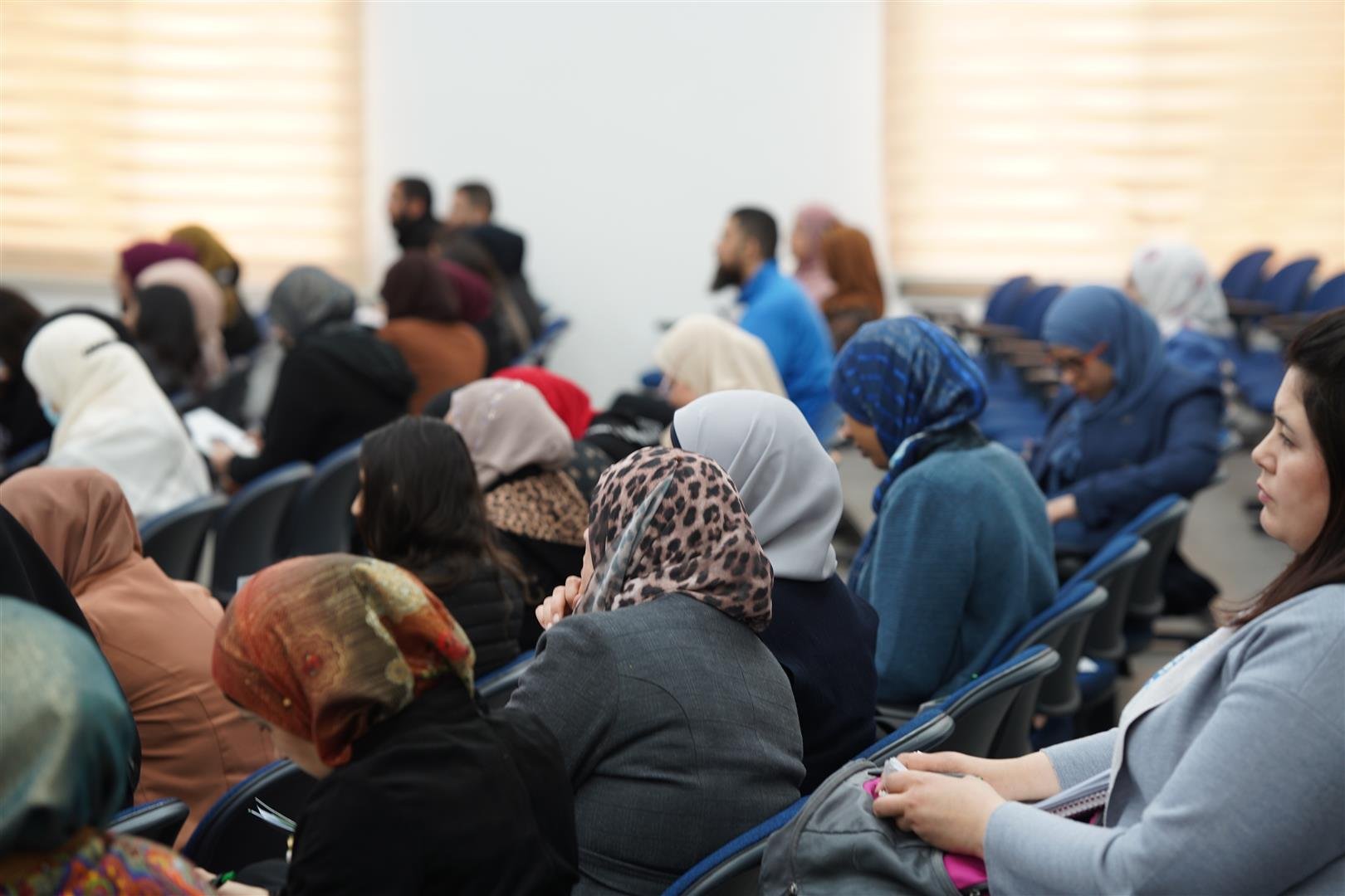 أكاديميّة القاسمي تستضيف مؤتمر الإسلام والمسلمون في عالم متغيّر-17