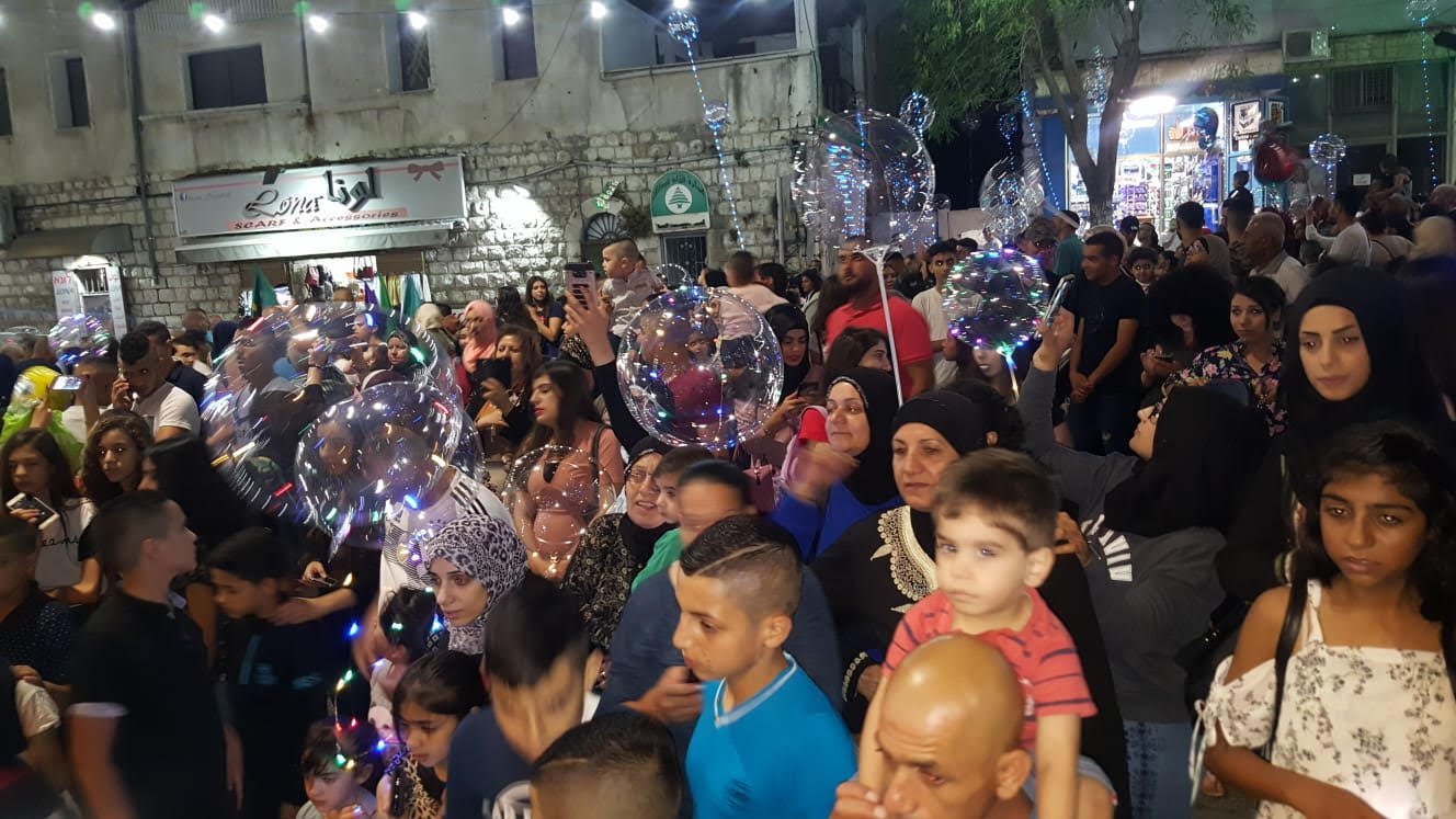 الناصرة: مشاركة آلاف المحتفلين في مسيرة عيد الفطر السعيد-1