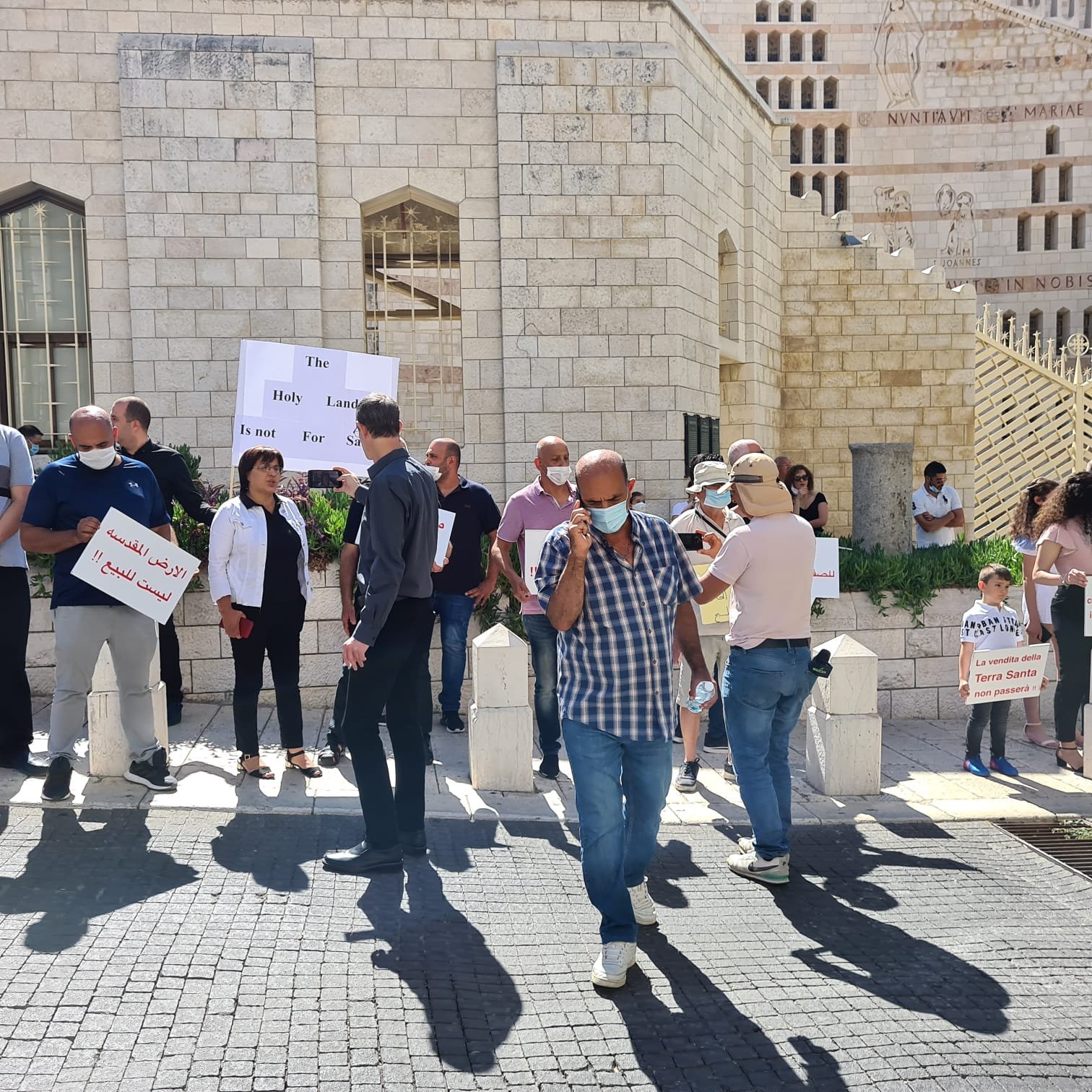 الناصرة: أبناء رعية اللاتين يتظاهرون ضد صفقات بيع الأراضي-6