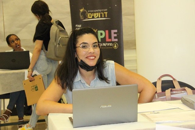 معرض التشغيل السنوي بمشاركة المئات من الطلاب والخريجين العرب في كلية عيمك يزراعيل‎‎-14