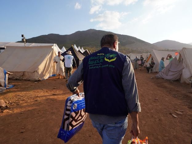 جمعية الأعمال الخيرية- الحركة الإسلامية تبدأ بإيصال المساعدات للأهل في المغرب-2