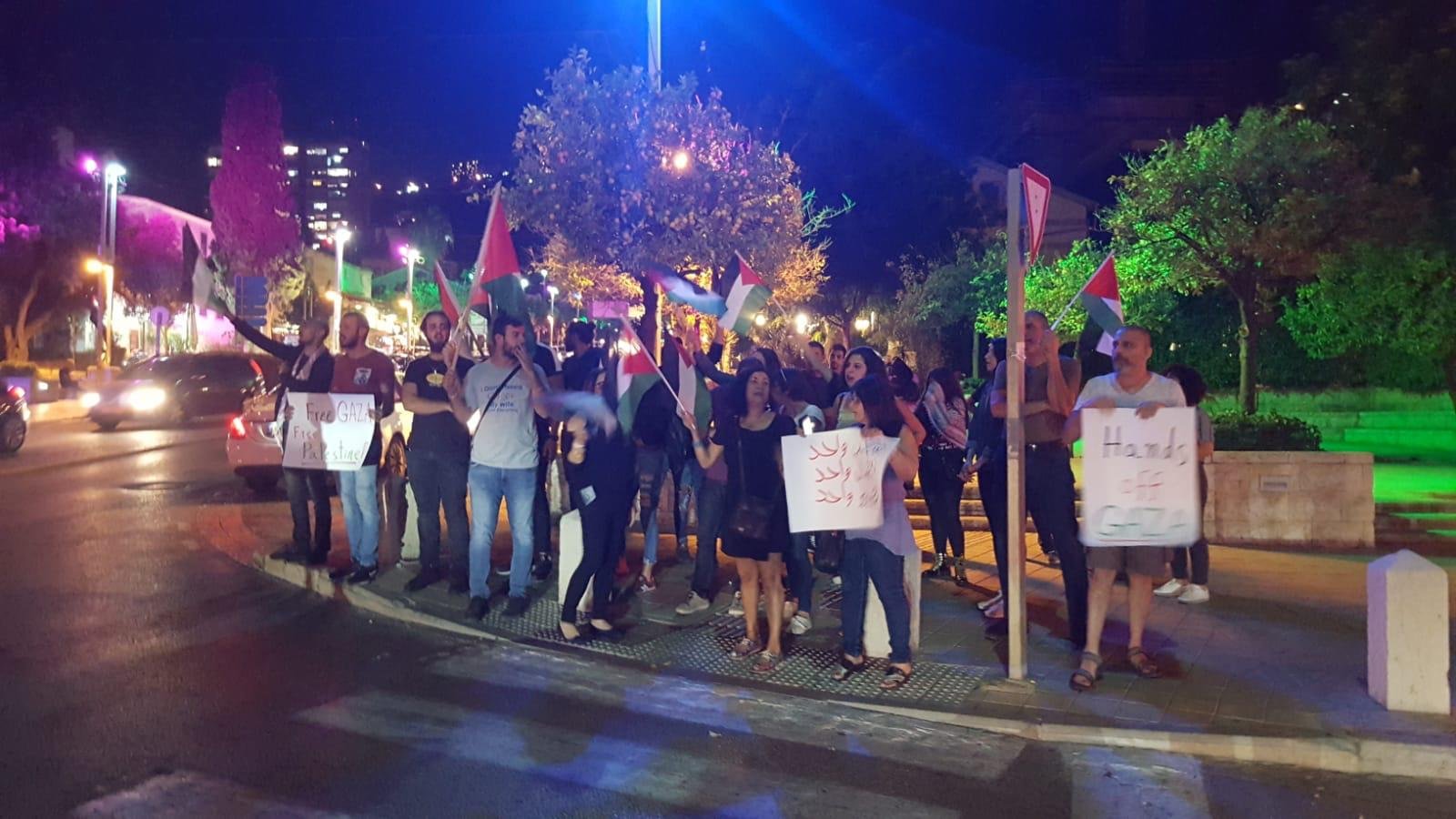حيفا: وقفة احتجاجية ضد العدوان الاسرائيلي على غزة-2