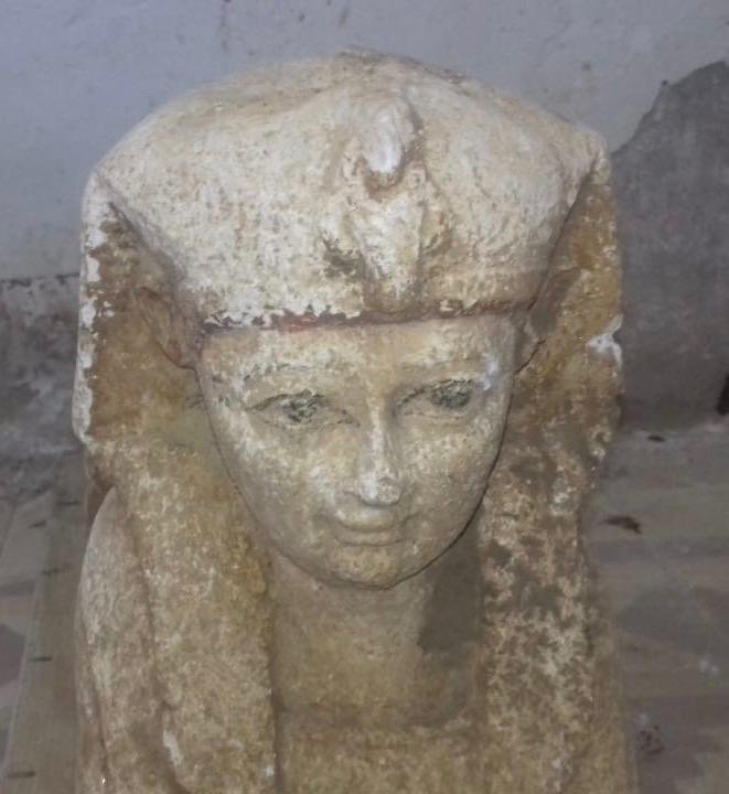 مصر: العثور على تمثال ملكي على هيئة "أبو الهول"-0