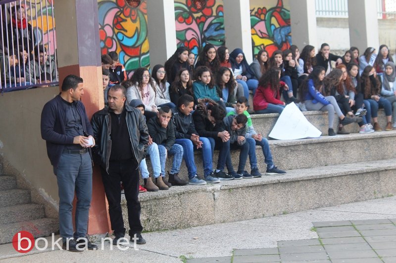 سخنين:د. صفوت ابو ريا يشارك مدرسة الحلان في تكريم طلابها المتألقين-35