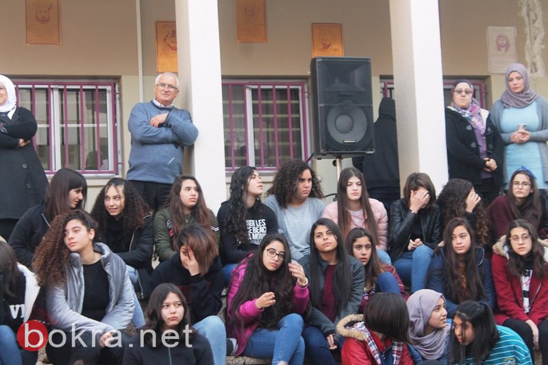 سخنين:د. صفوت ابو ريا يشارك مدرسة الحلان في تكريم طلابها المتألقين-72