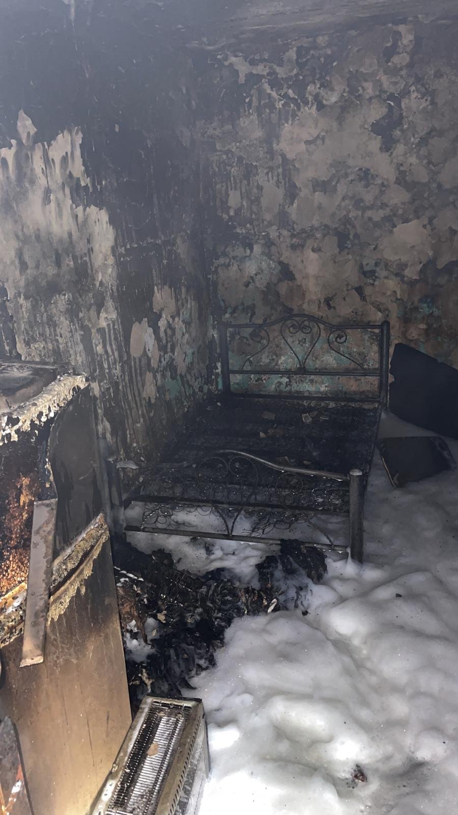 مصرع رجل متأثرًا بحروقه البالغة جرّاء نشوب حريق بمنزل في واد الجوز-4