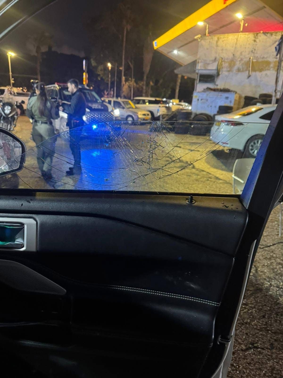 المحامي أمير بدران:" يدين اعتداءً عنصريًا خطيرًا في شارع بن تسفي-1