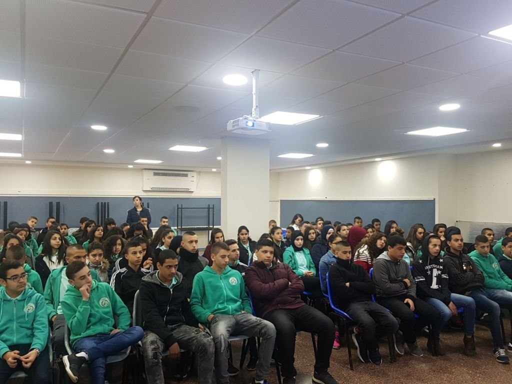 محاضرات توعوية في المدرسة الإعدادية الحديقة (أ) يافة الناصرة -15
