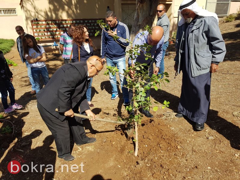 مدرسة الأخوة الشاملة أورط جلبوع تبدع في يوم الأعمال الخيرية بمشاركة الأجداد-50