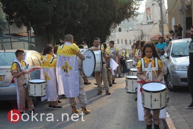 الرينة:مسلمون ومسيحيون يستقبلون سبت النور بأجواء مليئة بالمحبة والتآخي-66