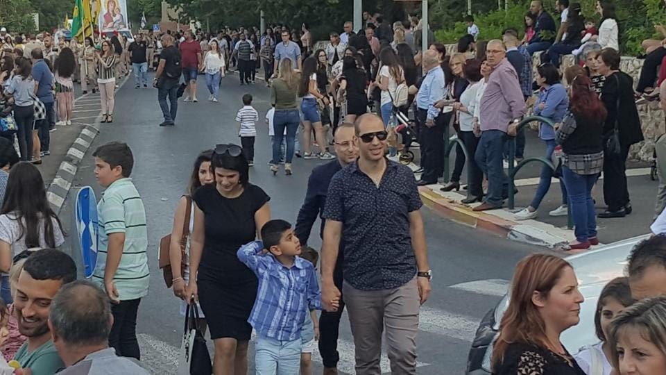 حيفا: الالاف يشاركون بمسيرة طلعة العذراء-9