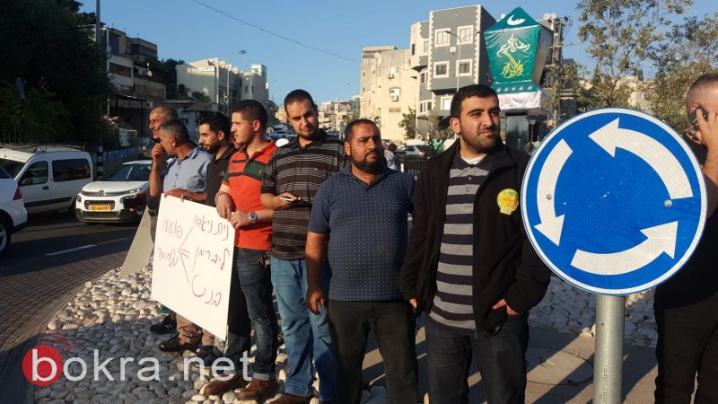 العشرات يتظاهرون على عين الرينة تنديدا بالمجزرة الإسرائيلية-6