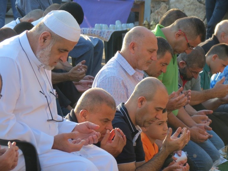 عرابة: المئات يشاركون في صلاة العيد الموحدة-38