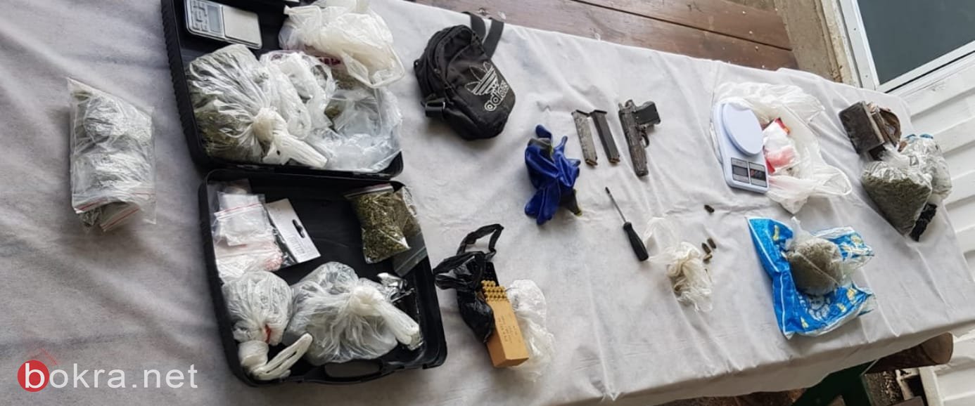 سخنين:ضبط اسلحة ومخدرات في بيت واعتقال مشتبه (27 عاما)-0