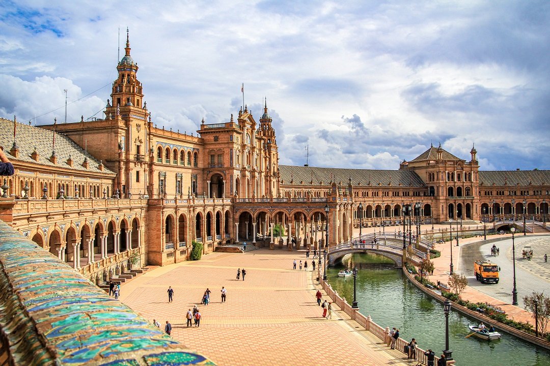 السياحة في إسبانيا... جولة على مدن شهيرة وجذابة للمسافرين-2