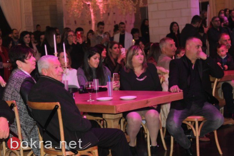 ساهر عوكل خلال حفل استقباله يعلن عن تبرعه بنصف الجائزة لمركز سرطان الأطفال في لبنان-8